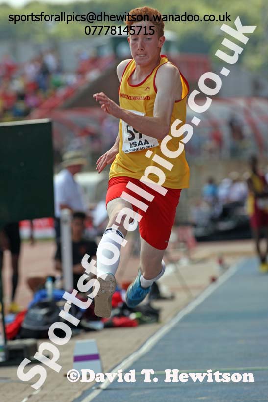 Inter boys triple jump, 2015 English Schools Track and Field Champs., Gateshead Stadium. Photo: David T. Hewitson/Sports for All Pics